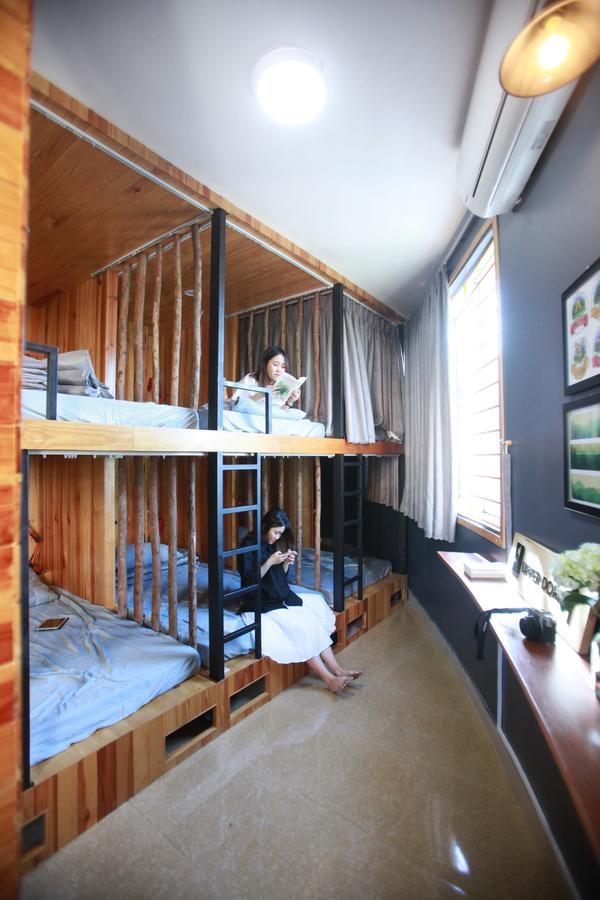 Hostel 5d Upper Dorm