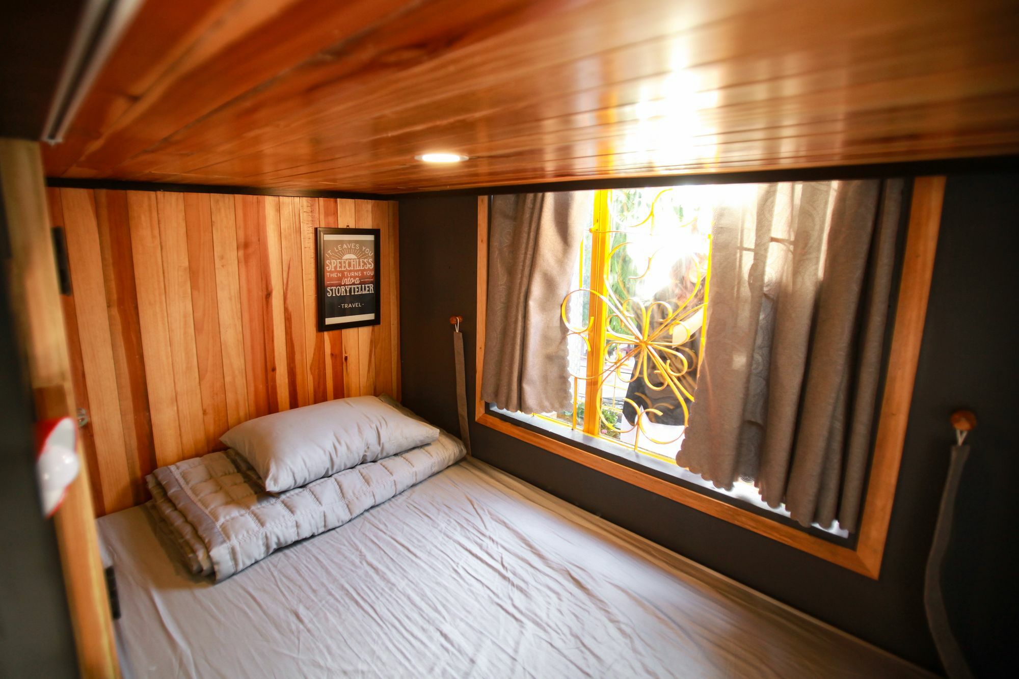 5d Upper Dorm * Da Nang