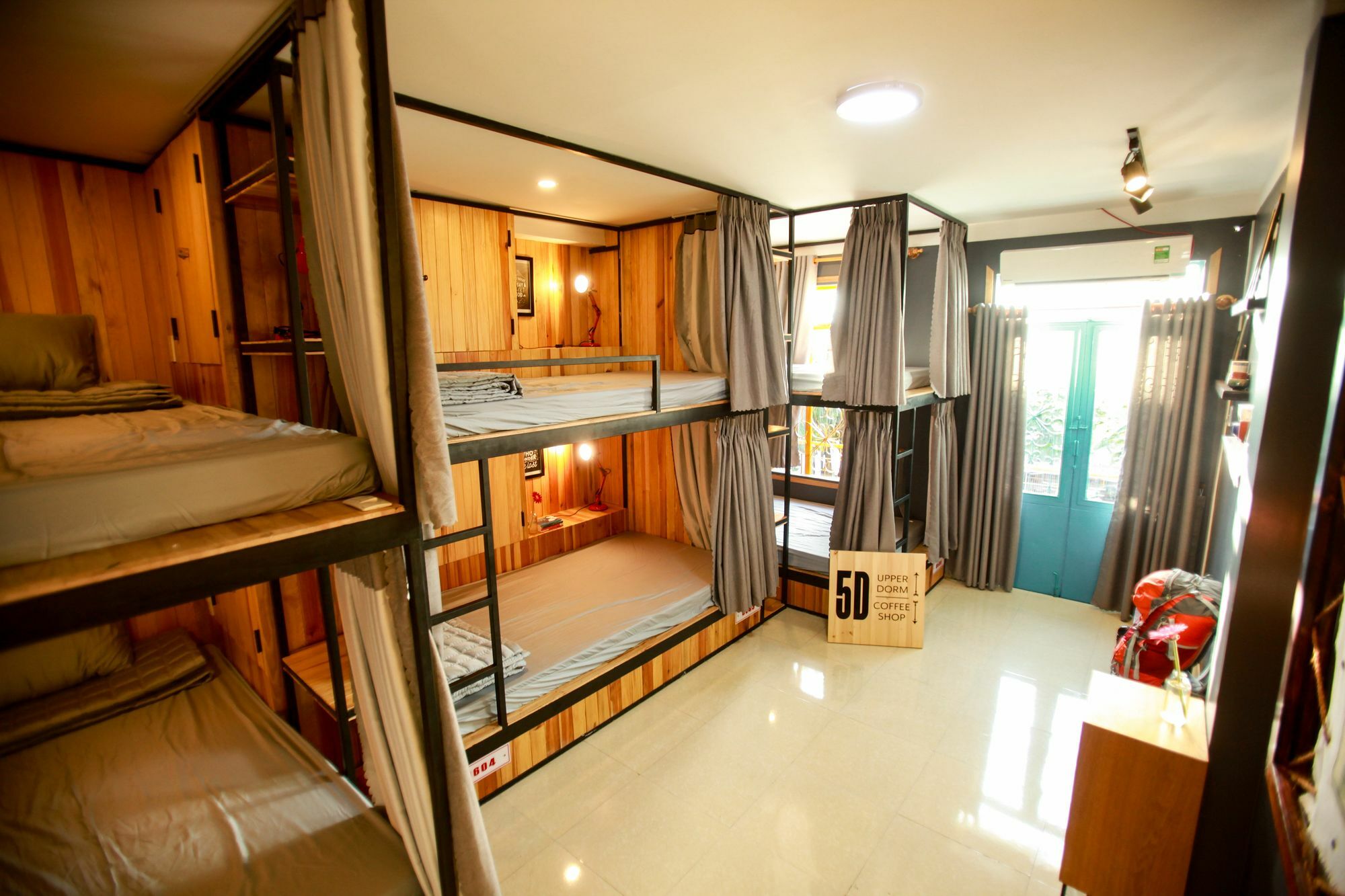 5d Upper Dorm